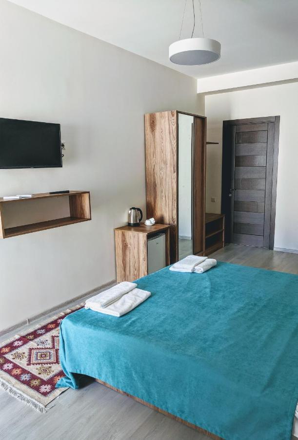 Hotel 5 Rooms Тбилиси Экстерьер фото