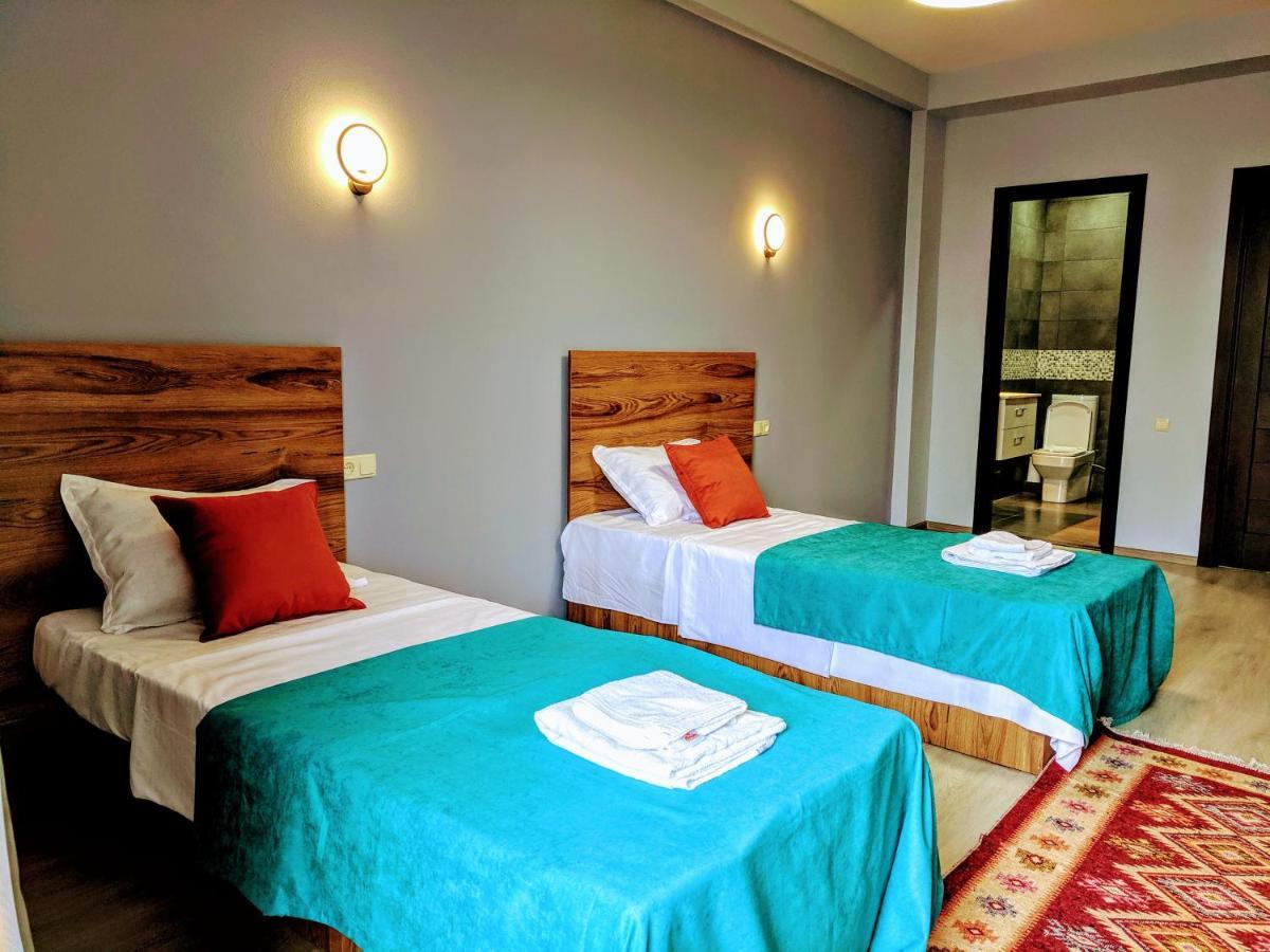 Hotel 5 Rooms Тбилиси Экстерьер фото
