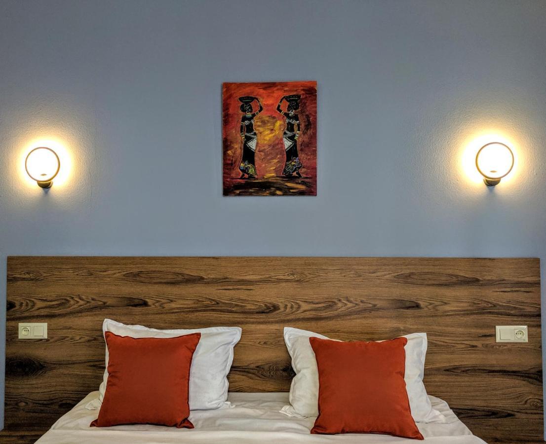 Hotel 5 Rooms Тбилиси Экстерьер фото