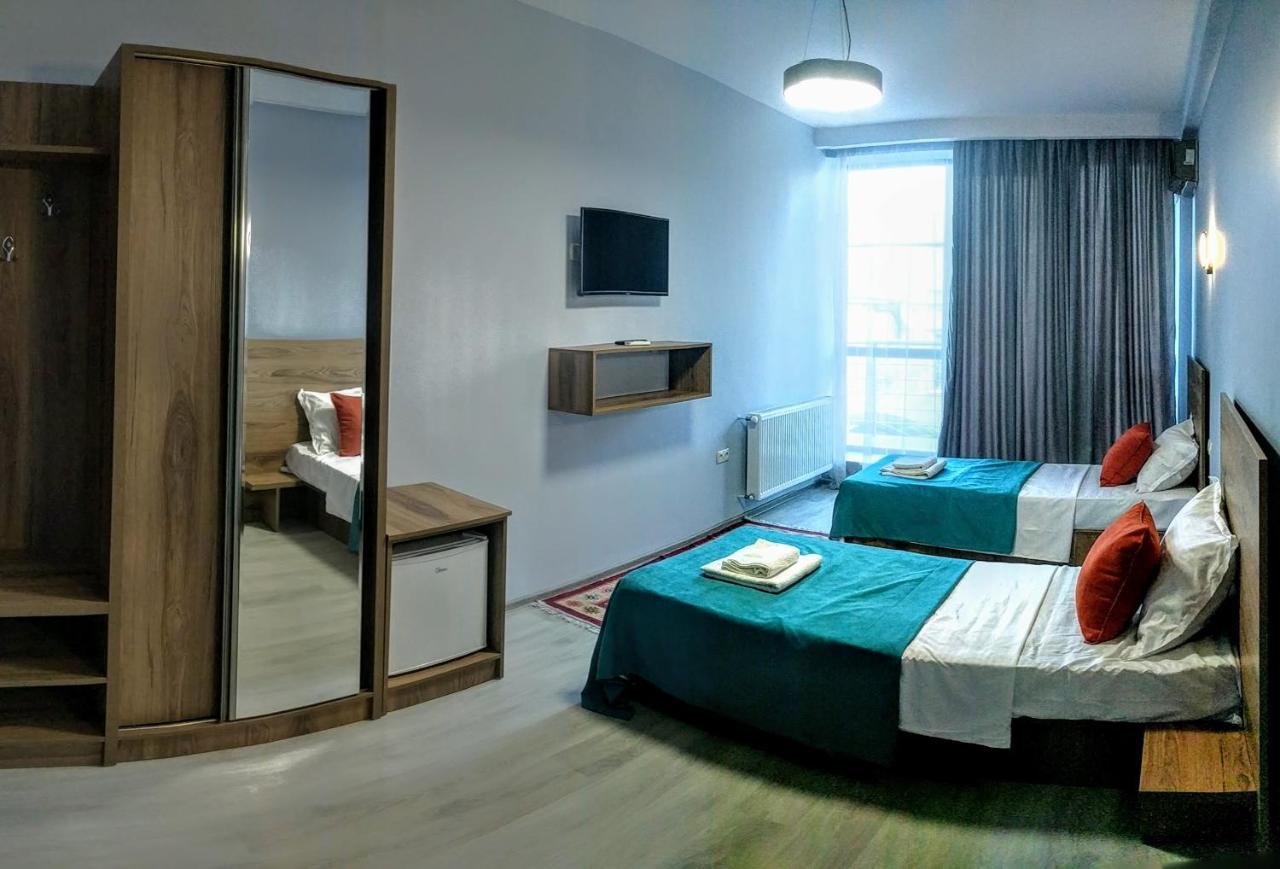 Hotel 5 Rooms Тбилиси Экстерьер фото